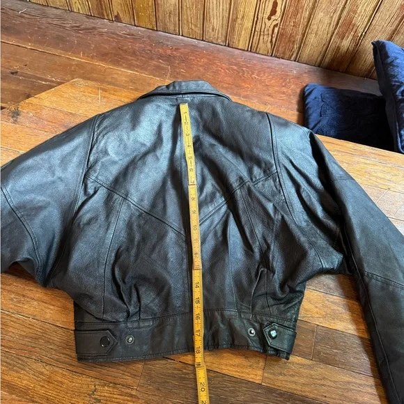 Vintage Black Leather Cropped Jacket - Picture 14 of 15
